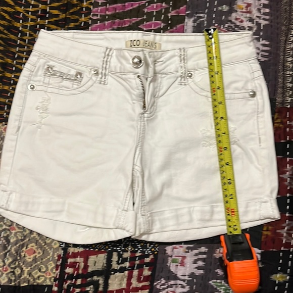 White distressed denim shorts - Picture 1 of 8